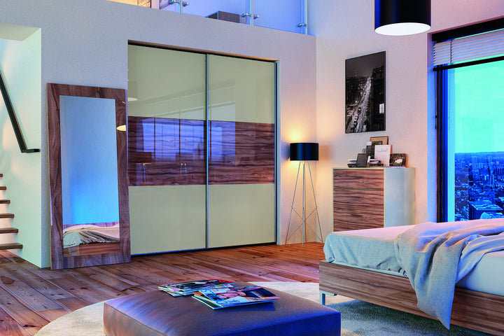 Champagne & Ultragloss Noce Marino Glidor wardrobe